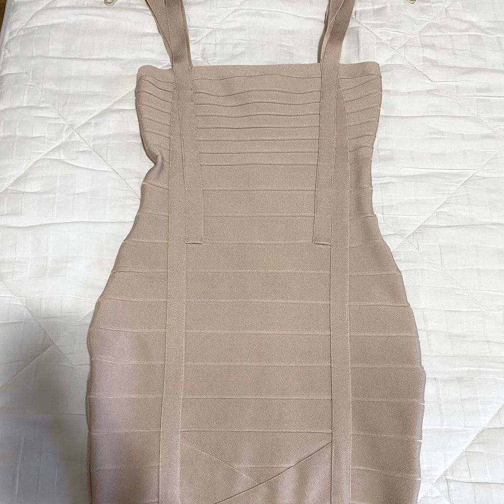 Light pink/mauve bandage dress